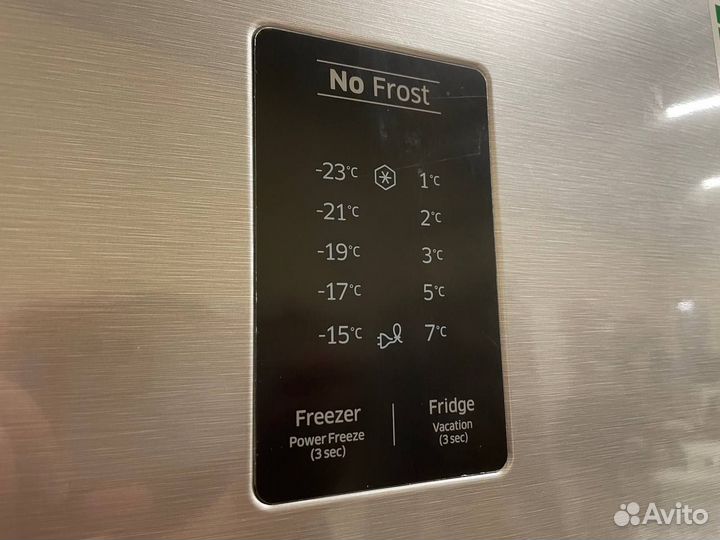 Холодильник Samsung Новый
