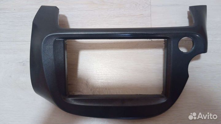 Рамка под магнитолу Хонда fit