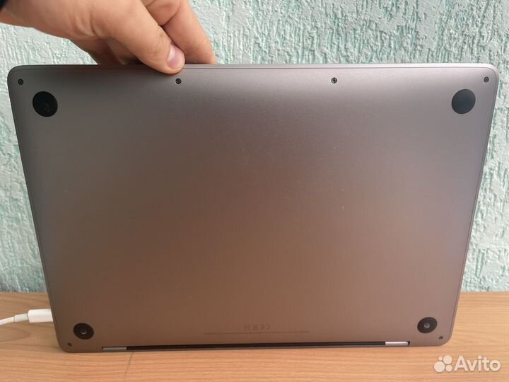 Macbook Pro 13 2019 touch bar