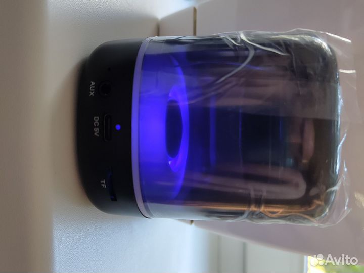 Музыкальная колонка с блютузом новая