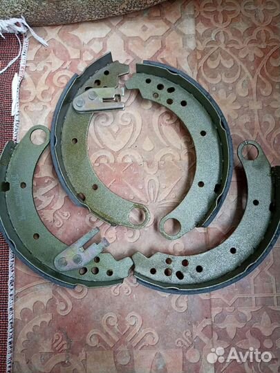 Тормозные колодки задние УАЗ Патриот