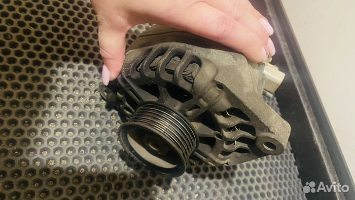 Генератор на nissan almera классик