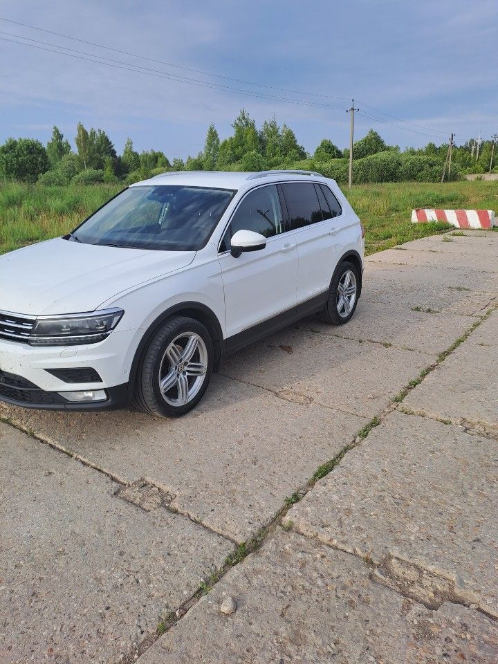 Volkswagen Tiguan: фото владельца