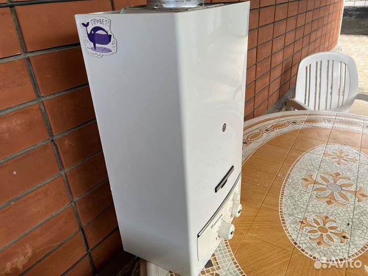 Газовая колонка ariston