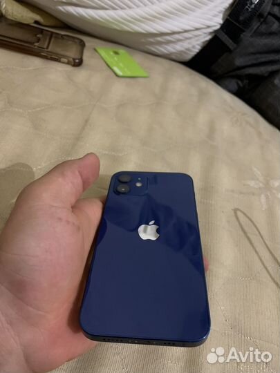 iPhone 12, 64 ГБ
