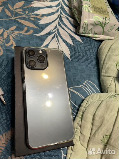 Мобильные телефоны