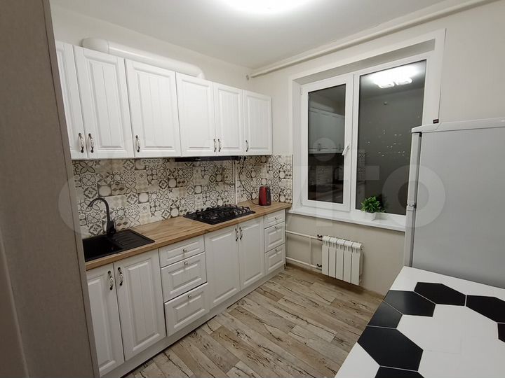 3-к. квартира, 58 м², 9/9 эт.