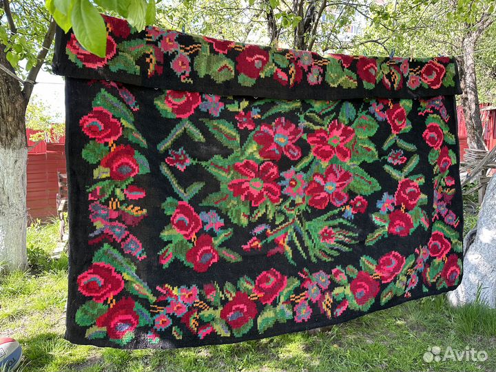 Ковер шерстяной ручной работы