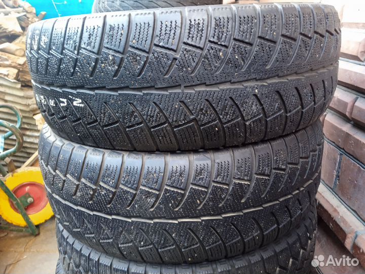 Durun D2009 225/60 R17 99H