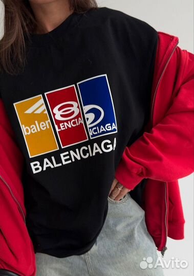 Футболка Balenciaga