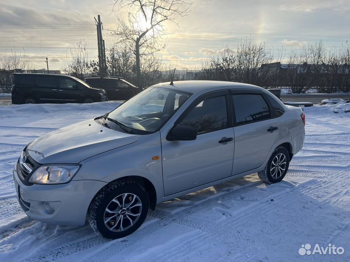 LADA Granta 1.6 МТ, 2012, 107 000 км