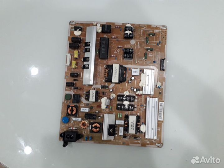 Разбор Samsung UE40F6130