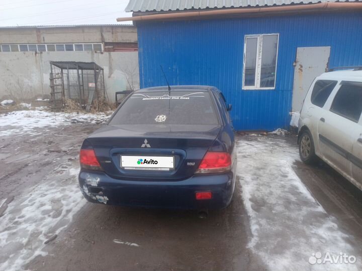 Mitsubishi Lancer 1.6 МТ, 2005, битый, 150 000 км
