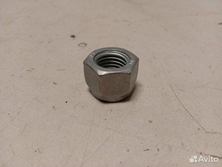 Гайка подвеска