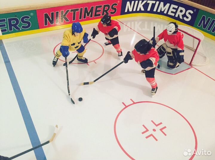 Настольный футбол и хоккей