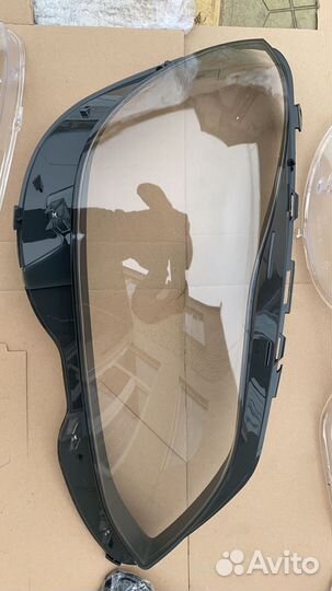 Стекло на фару Mercedes-benz W212