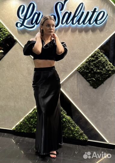 Топ с воланами