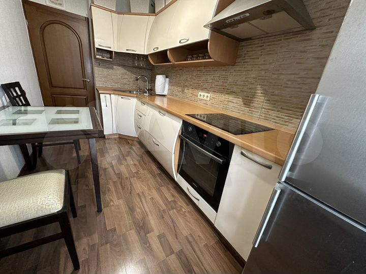 3-к. квартира, 72 м², 3/9 эт.