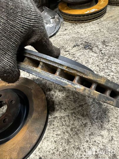 Комплект суппортов Audi Q5 FY рестайлинг 2021