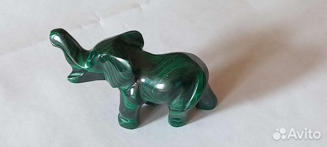 Слоник из малахита