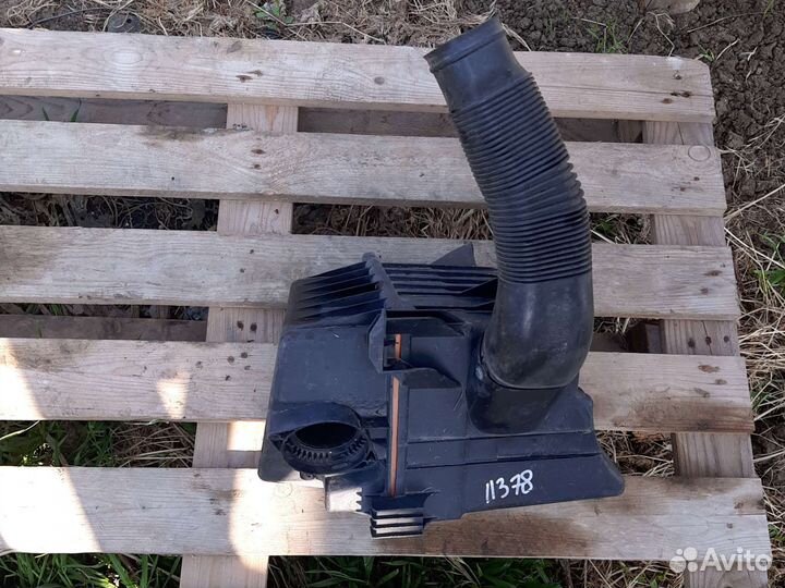 Корпус фильтра VW Polo 2001-2009