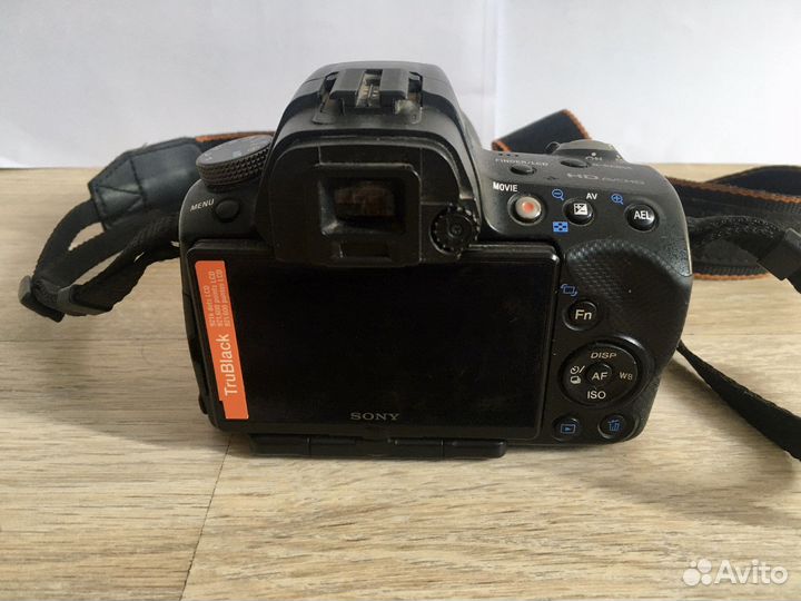Зеркальный фотоаппарат sony a33