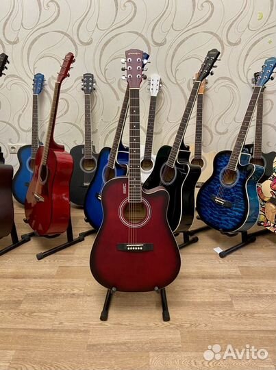 Гитара акустическая