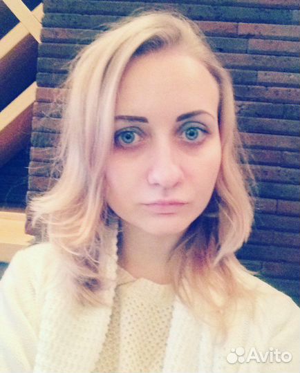 Косметолог, мастер по оформлению бровей