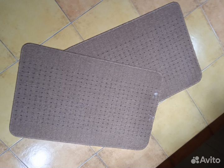 Коврик напольный