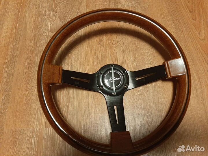 Спортивный руль с деревом