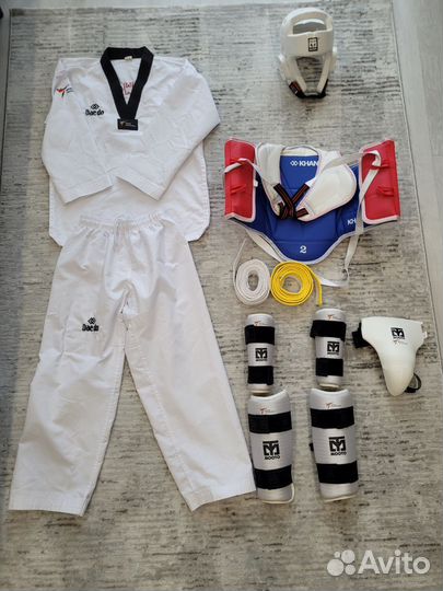 Добок для тхэквондо 160, шлем, протектор, накладки