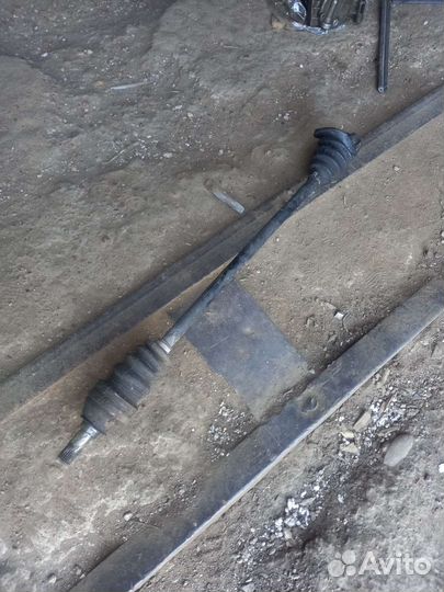 Привод левый граната Opel Astra H