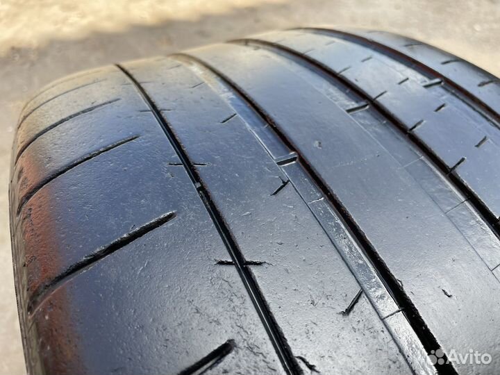 Michelin Pilot Super Sport 255/40 R20 и 295/35 R20