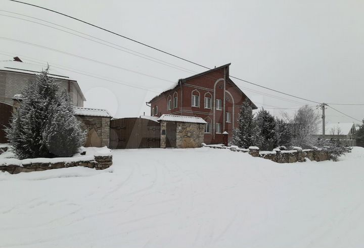 Дом 312 м² на участке 12 сот.