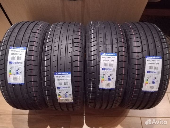 Triangle EffeXSport TH202 235/50 R19 103W