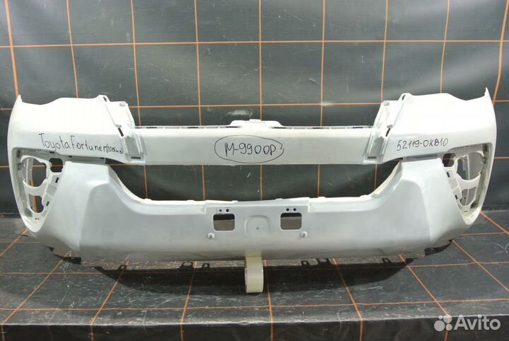 Бампер передний - Toyota Fortuner