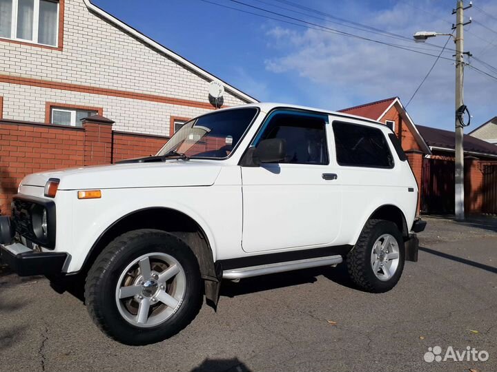 LADA 4x4 (Нива) 1.7 МТ, 2010, 97 000 км