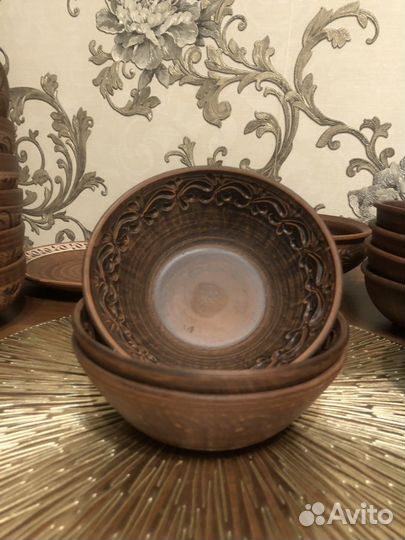 Посуда из красной глины новая