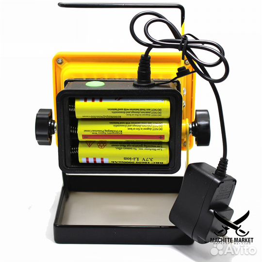 Переносной фонарь прожектор с ручкой