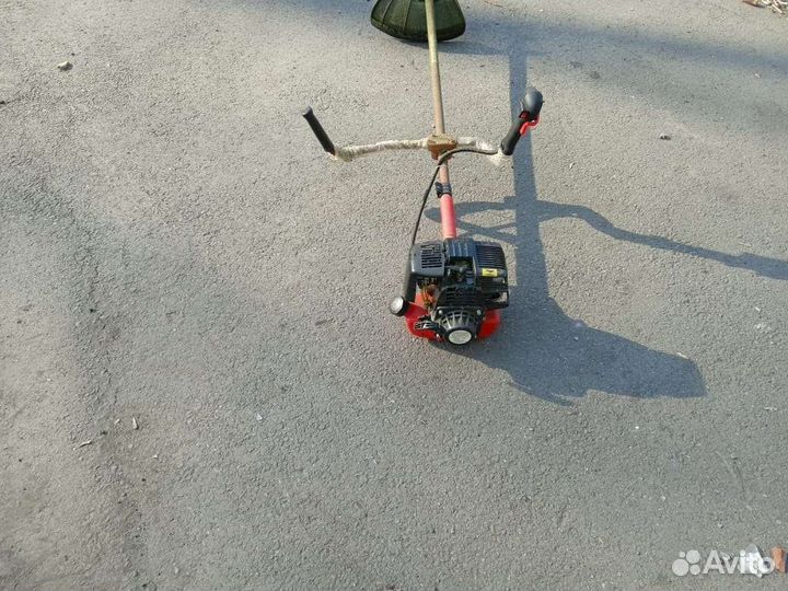 Бензотриммер 4 тактный