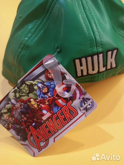 Бейсболка новая Marvel