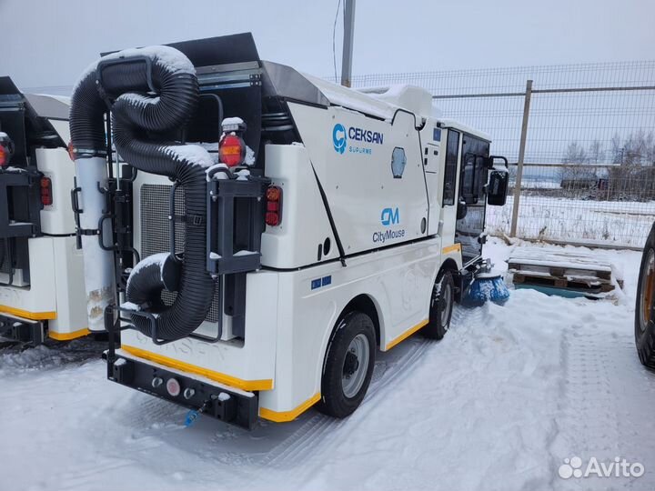 Вакуумная уборочная машина ceksan VKM 2020