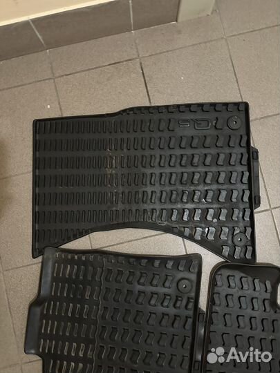 Резиновые коврики audi Q5 8R