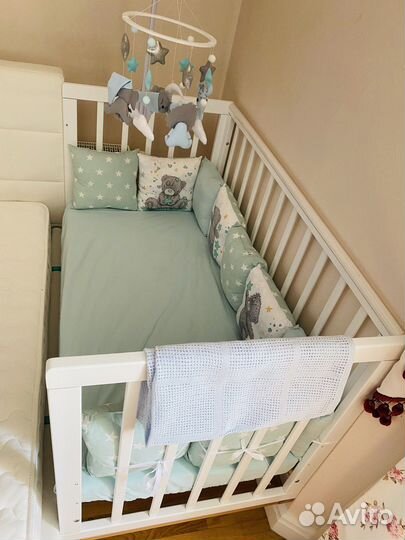 Бортики для детской кроватки / музыкальный модуль