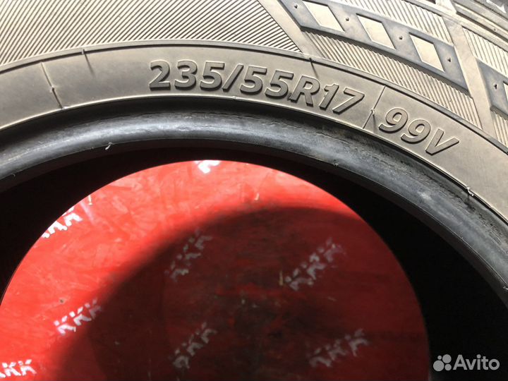 Hankook Dynapro HP RA23 235/55 R17