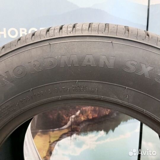 Ikon Tyres Nordman SX3 205/70 R15 T