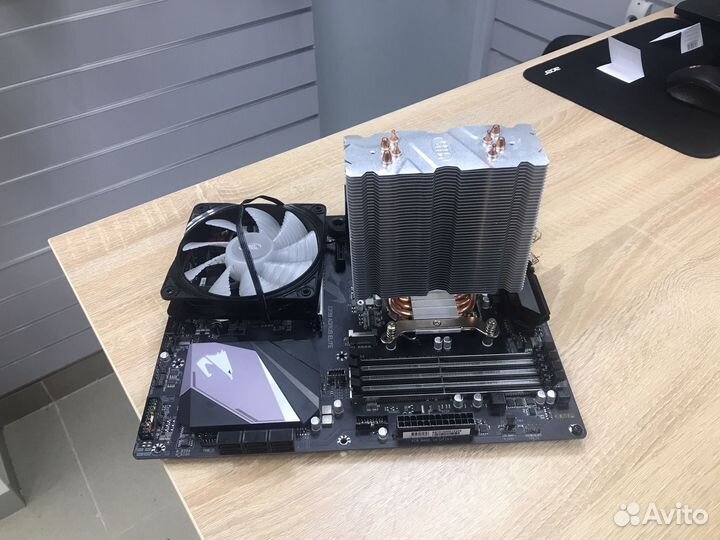 Материнская плата z390 aorus elite