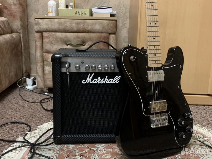Электрогитара squier с комбиком Marshall MG15CF