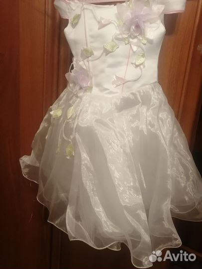 Платье для девочки на праздник