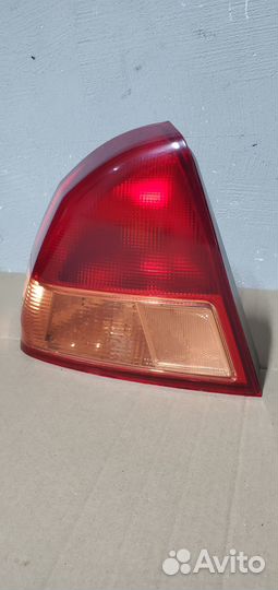 Стоп сигнал левый Honda Civic Ferio ES